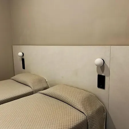بنسيون كورال 2*